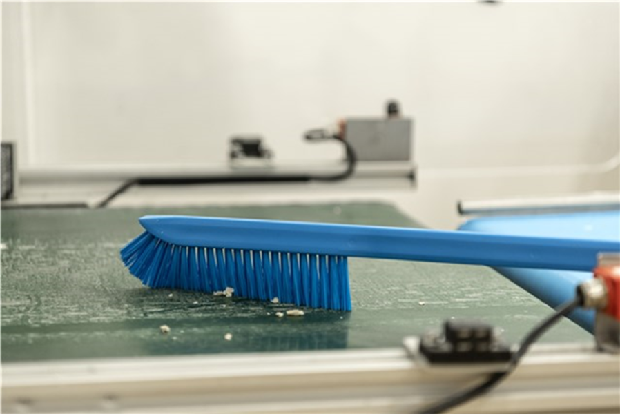 VIKAN Handbursti Ultra Slim 600mm med blár